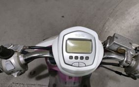 YAMAHA CUXI 100 C1DW