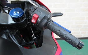 HONDA CBR600RR 2021 PC40