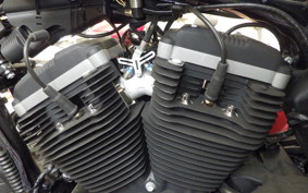 HARLEY XL883N