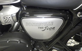 TRIUMPH BONNEVILLE T100 2025