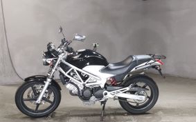 HONDA VTR 250 MC33