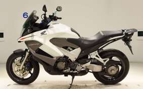 HONDA VFR800X 2013