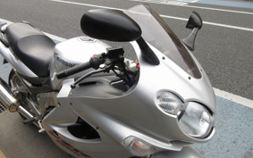 KAWASAKI ZZ1200 NINJA R 2002 20C001