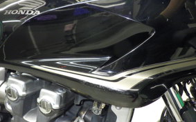 HONDA CB1300SB SUPER BOLDOR A 2014 SC54