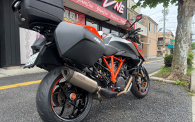 KTM 1290 SUPER DUKE GT 2016 V6940