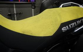 SUZUKI Vｽﾄﾛｰﾑ1000XTA 2017 VU51A