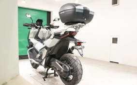 HONDA X-ADV 750 2022 RH10