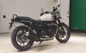 TRIUMPH STREET TWIN 2016