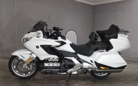 HONDA GL1800 TOUR DCT SC79