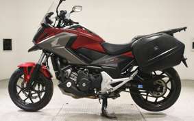 HONDA NC750X A 2019 RC90