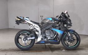 HONDA CBR600RR PC40