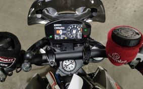 DUCATI  DUCATI  MONSTAR  PLUS  2021 1M00AA
