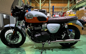 TRIUMPH BONNEVILLE T100 2023 DAD70G