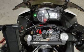 YAMAHA YZF-R25 RG10J