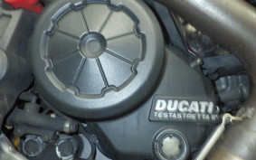 DUCATI DIAVEL 2011