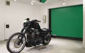 HARLEY XL1200V 2013