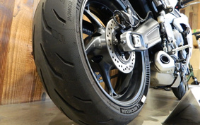 TRIUMPH DAYTONA 660 2024 LGL23U