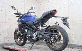 HONDA CB250R MC52