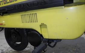 HONDA MOTOCOMPO 2005 AB12