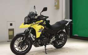 SUZUKI Vｽﾄﾛｰﾑ250A 1999