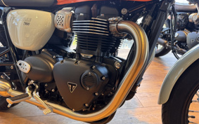 TRIUMPH BONNEVILLE T100 2022 DAD70G