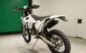 HUSQVARNA TE150I