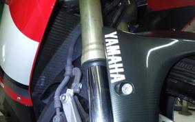 YAMAHA YZF-R1 2001