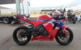 HONDA CBR600RR ABS 2024 PC40
