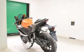 YAMAHA YZF-R25 A 2018 RG74J