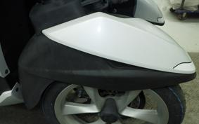 YAMAHA TRICITY 125 1997 SE82J