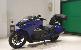 HONDA NM4 VULTUS -02 2019 RC82