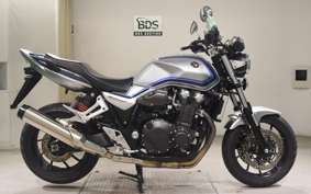 HONDA CB1300SF SUPER FOUR Gen. 3 2023 SC54