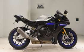 YAMAHA YZF-R1 M 2023 RN65J