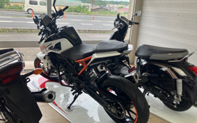 KTM 125 DUKE JPA40