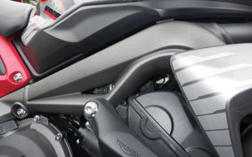 TRIUMPH STREET TRIPLE RS 2021