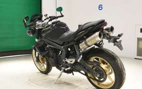 TRIUMPH STREET TRIPLE R 2011