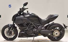 DUCATI DIAVEL DARK 2013