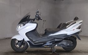 SUZUKI SKYWAVE 250M CJ45A
