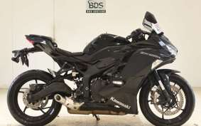 KAWASAKI ZX-25R ZX250E