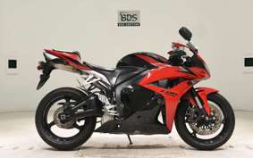 HONDA CBR600RR GEN 3 2009 PC40