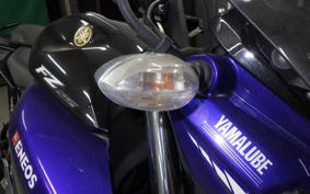 YAMAHA FZ25 1989