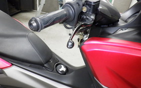 YAMAHA N-MAX 155 A 2018 SG50J
