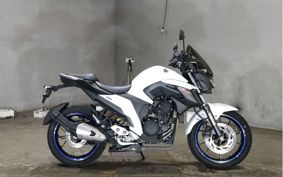 YAMAHA FZ25 RG42