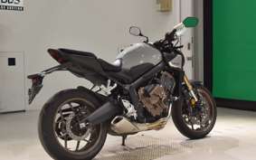 HONDA CB650R E-Clutch 2024 RH17