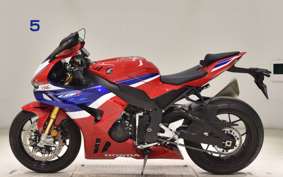 HONDA CBR1000RR RSP 2025 SC82