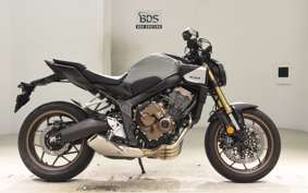 HONDA CB650R E-Clutch 2024 RH17