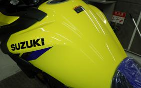 SUZUKI Vｽﾄﾛｰﾑ650XTA 2025