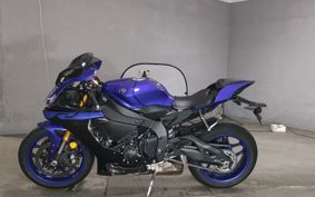 YAMAHA YZF-R1 2019 RN49