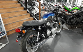 TRIUMPH  TRIUMPH  BONNEVILLE T120 2022 DAD75H