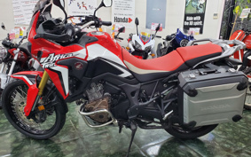 HONDA CRF1000L AFRICA TWIN 2016 SD04